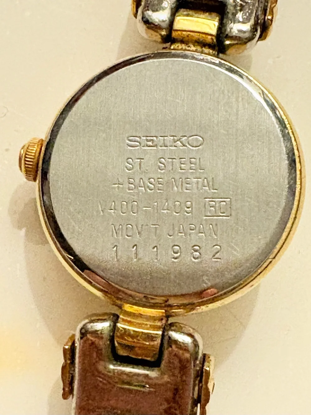 Vintage Seiko Women's Dress Two Tone Bracelet Analog Quartz Silver Dial